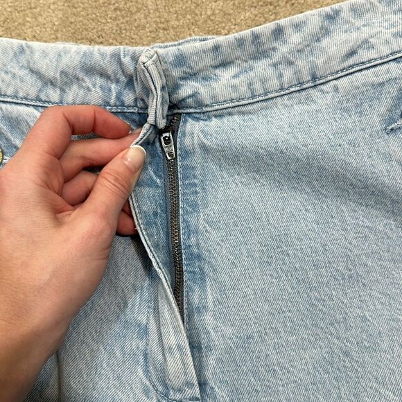 Zara Light Wash Blue Flat Front Denim Jeans Gold Button Casual Women Size Medium - Picture 6 of 7